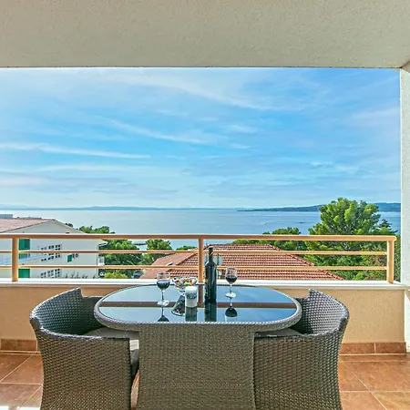 Apartment Family Friendly With A Swimming Pool Brela, Makarska - 20066 *